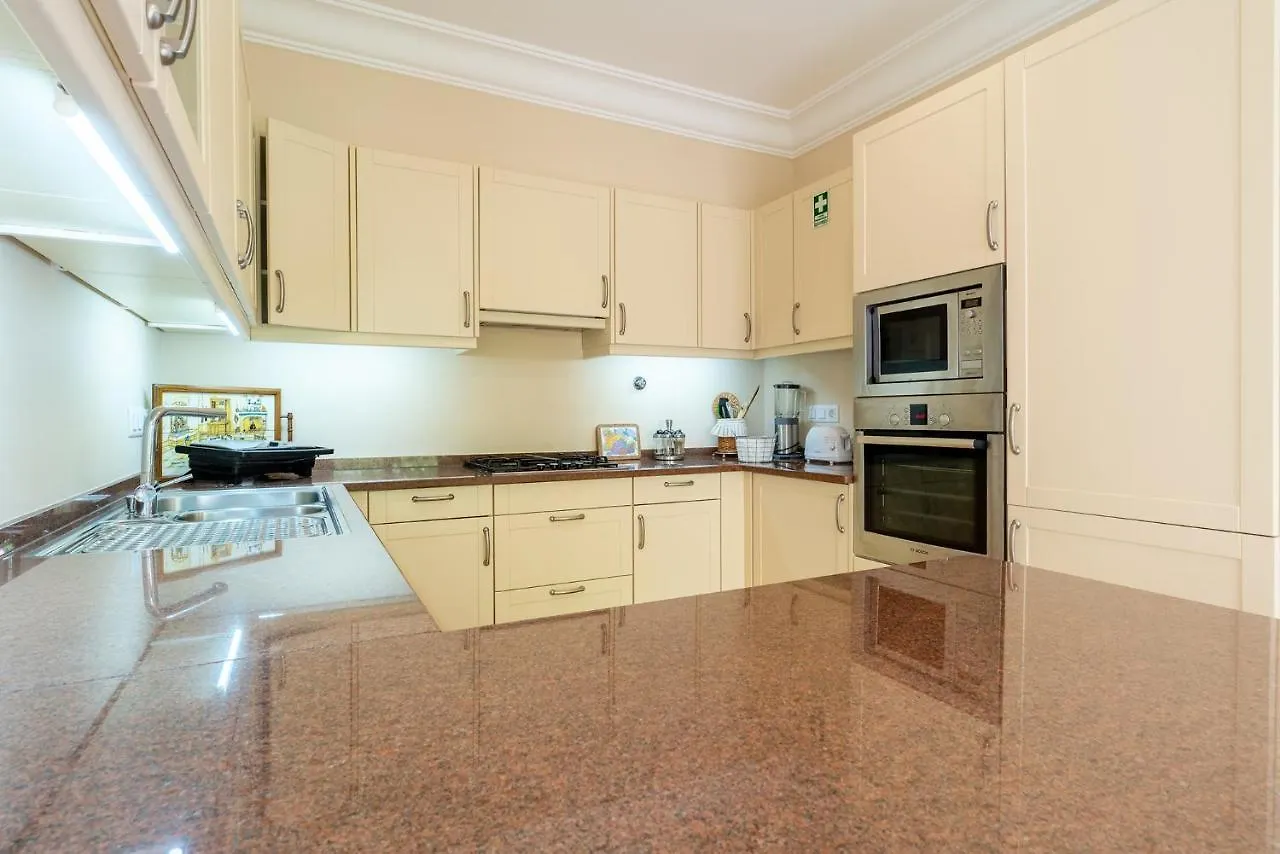 Luxury Two Bedroom Palheiro Village By Hr Madeira Фуншал