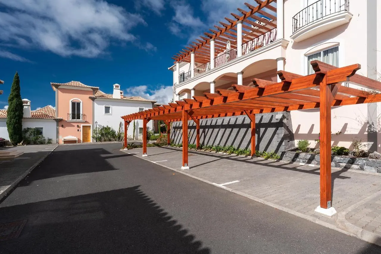 Luxury Two Bedroom Palheiro Village By Hr Madeira Фуншал 0*,  Португалия